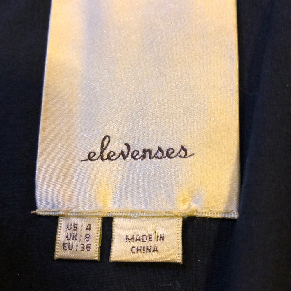 Blazer - Picture 3 of 3